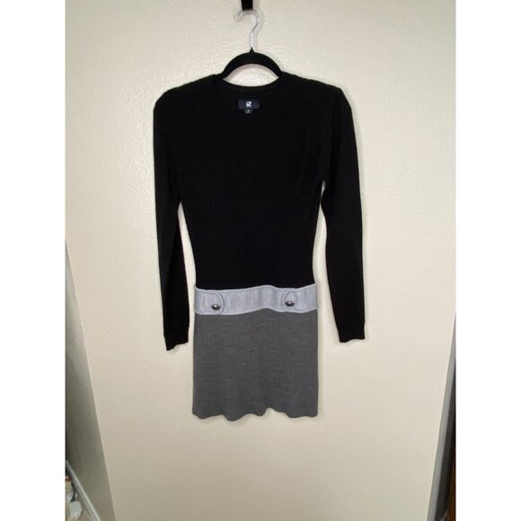 Iz Byer Women’s Black & Gray Colorblock Sweater Dress Button Detail M Mini - Picture 1 of 8